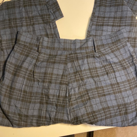 Shein Pants - Picture 2 of 3